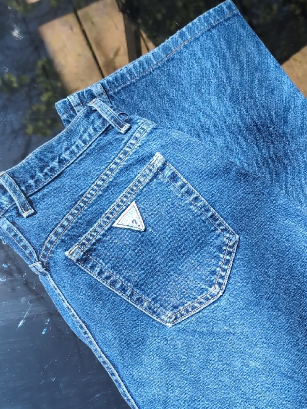 Vintage Guess Medium Wash Jeans Size 31 Triangle Logo